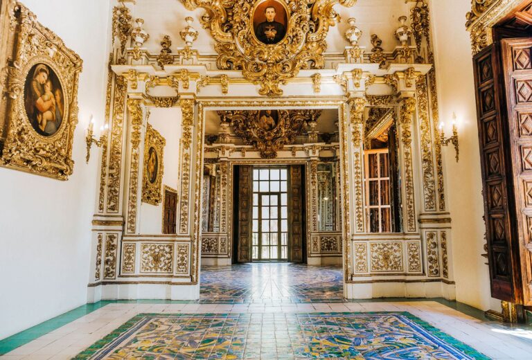 Lienzos de la Galería Dorada del Palau Ducal del Borja