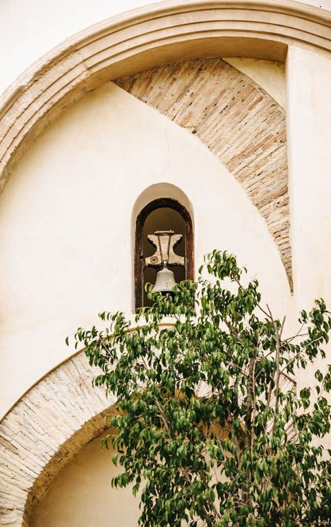 Patio de la Cisterna del Palau Ducal dels Borja