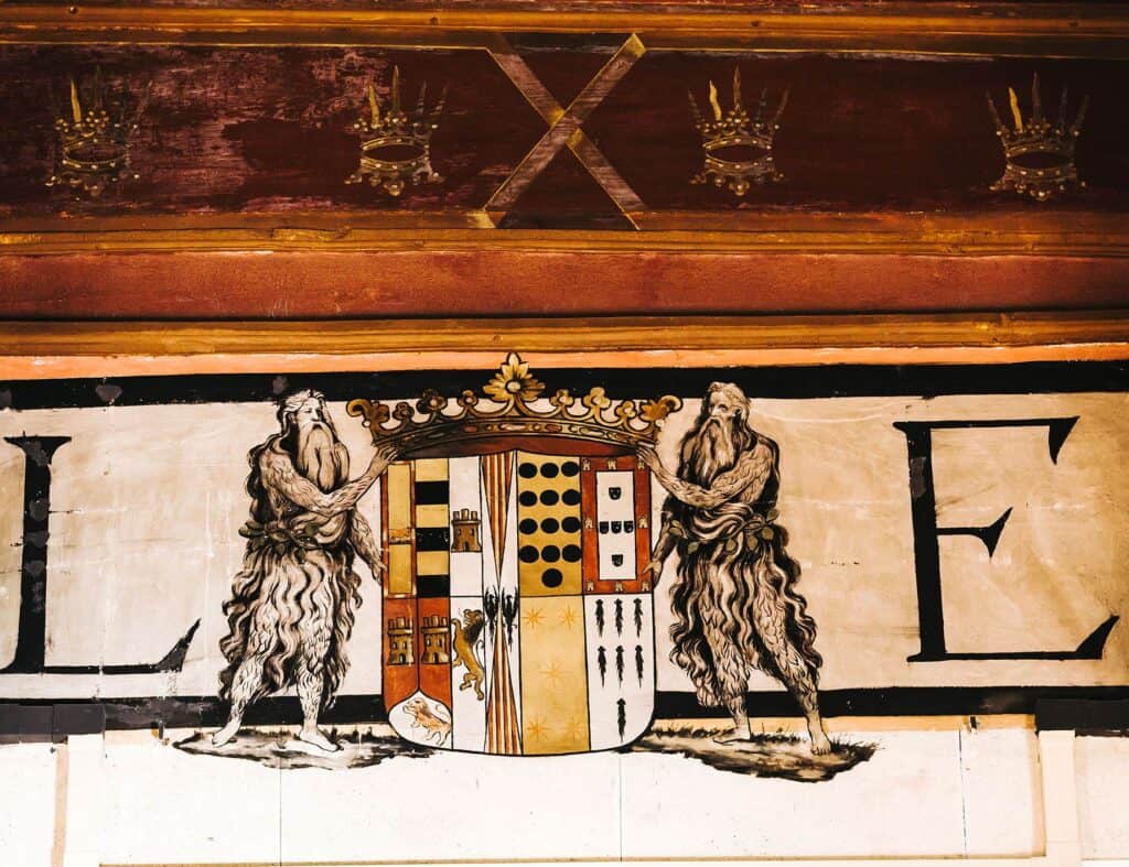 Salón de Coronas del Palau dels Borja de Gandia