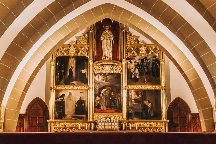 VISITES AL RETAULE DEL PINTOR SEGRELLES peq